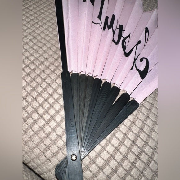 DIOR FAN - Picture 6 of 11